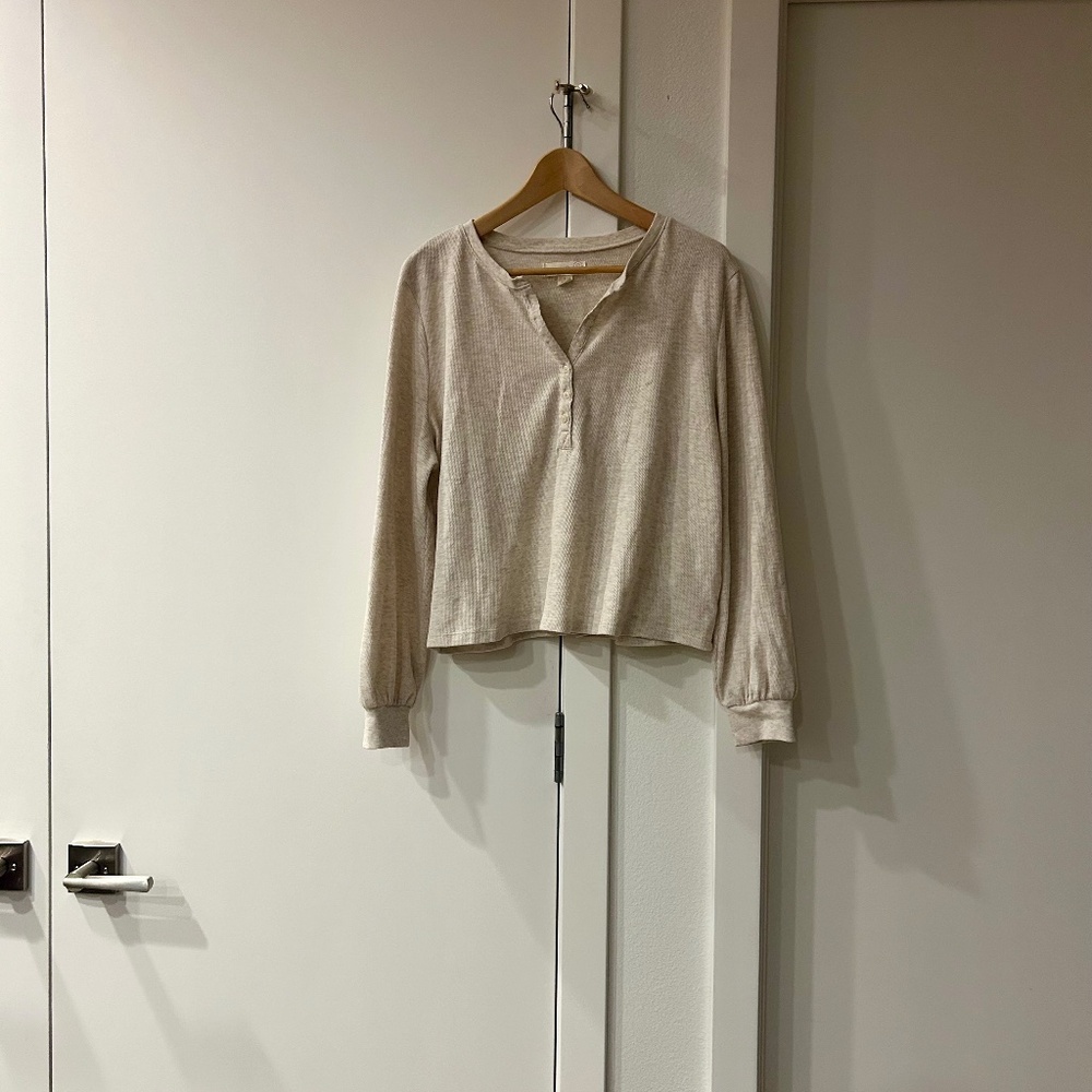 Treasure & Bond oatmeal waffle Henley – size L